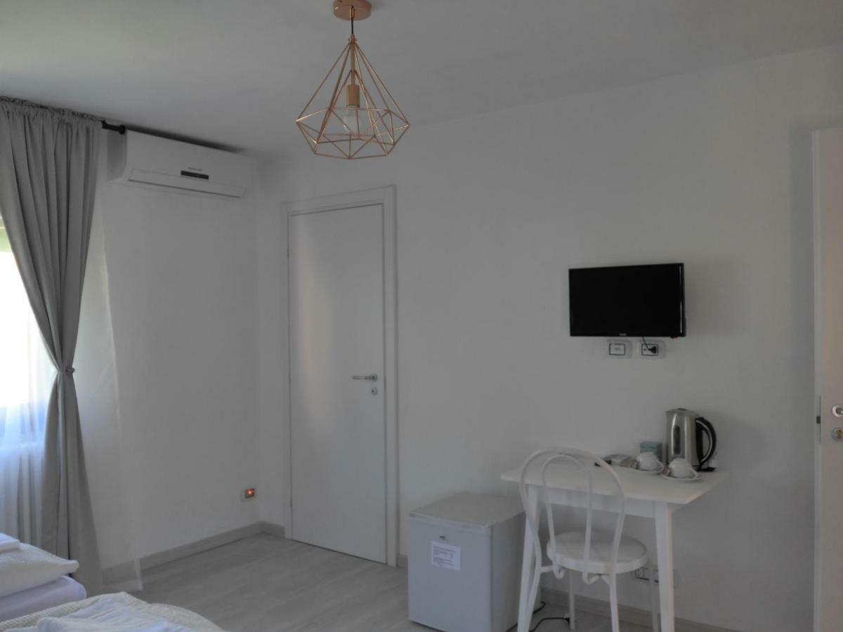 La Tana Rooms Lenno Luaran gambar